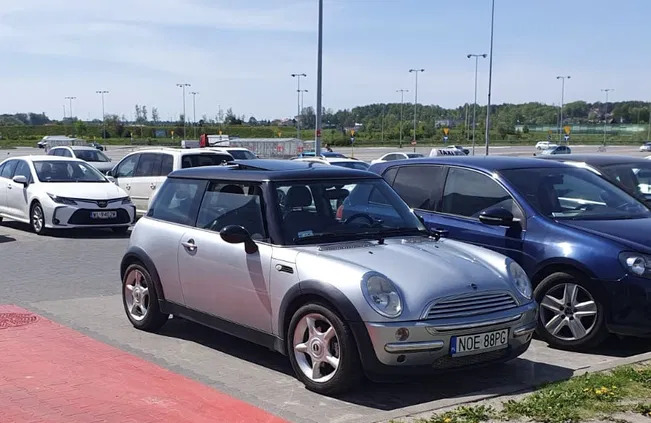 samochody osobowe MINI Cooper cena 9500 przebieg: 168840, rok produkcji 2002 z Gdańsk